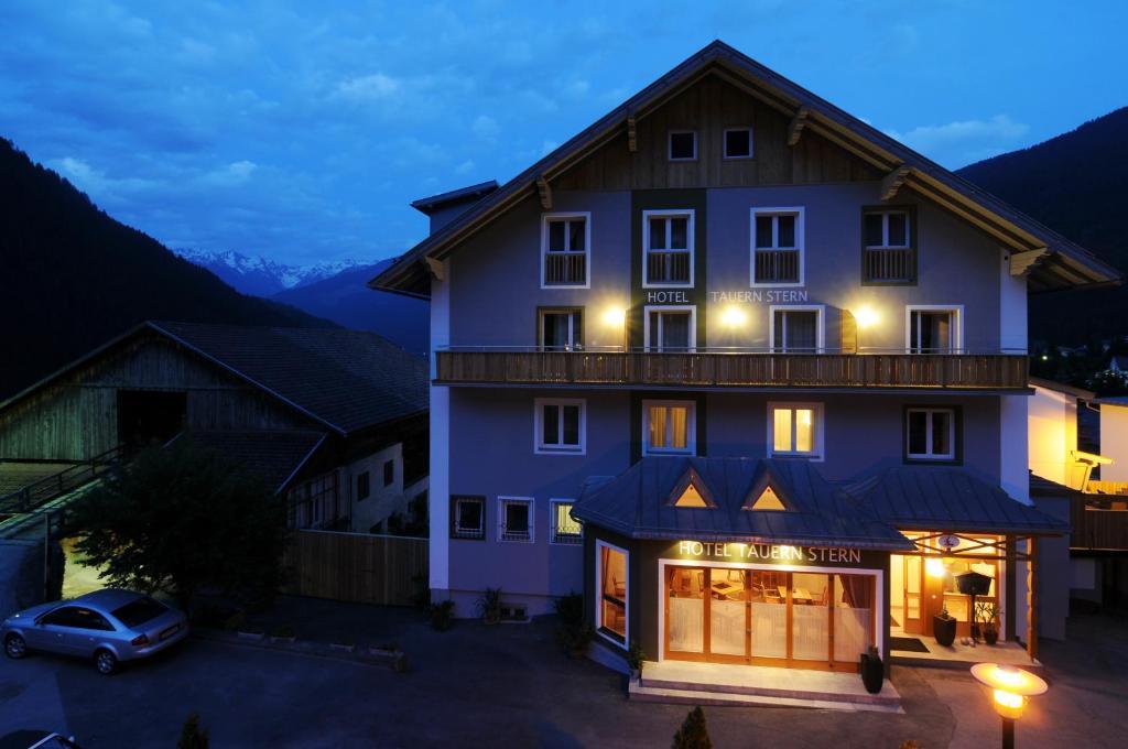 Hotel Tauernstern Winklern  Exterior photo